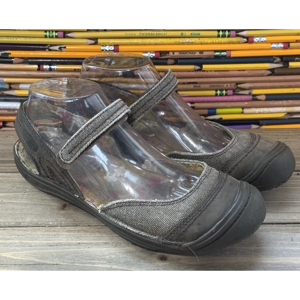 Keen Mary Jane Comfort Shoes Brown Women’s Size 7.5 / 38